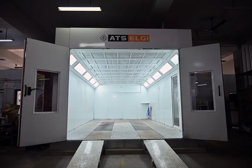 Bodyshop pentbooth facility at Aditya Motors